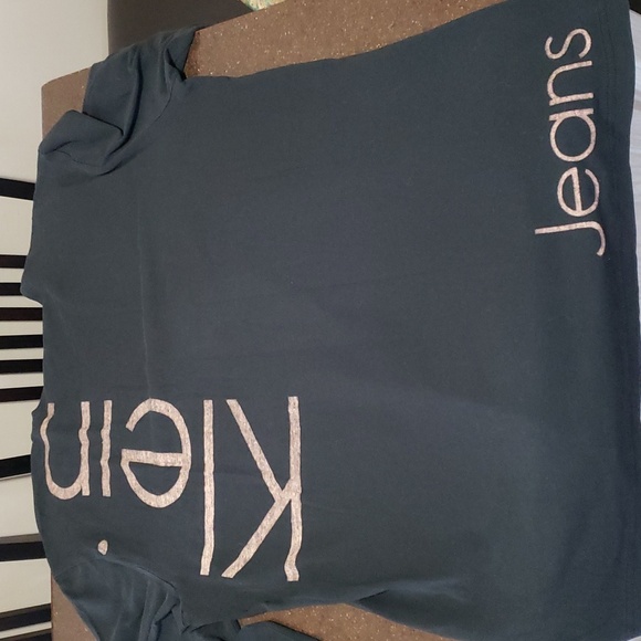 CALVIN Klein Jeans Long Sleeve Jersey.  Luxury Jersey Stretch.  Size Large. - Picture 3 of 3